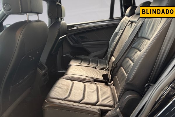 VOLKSWAGEN Tiguan 2.0 TSI R-LINE 16V TURBO GASOLINA 4P TIPTRONIC 2021/2021 VOLKSWAGEN Tiguan 2.0 TSI R-LINE 16V TURBO GASOLINA 4P TIPTRONIC 2021/2021
